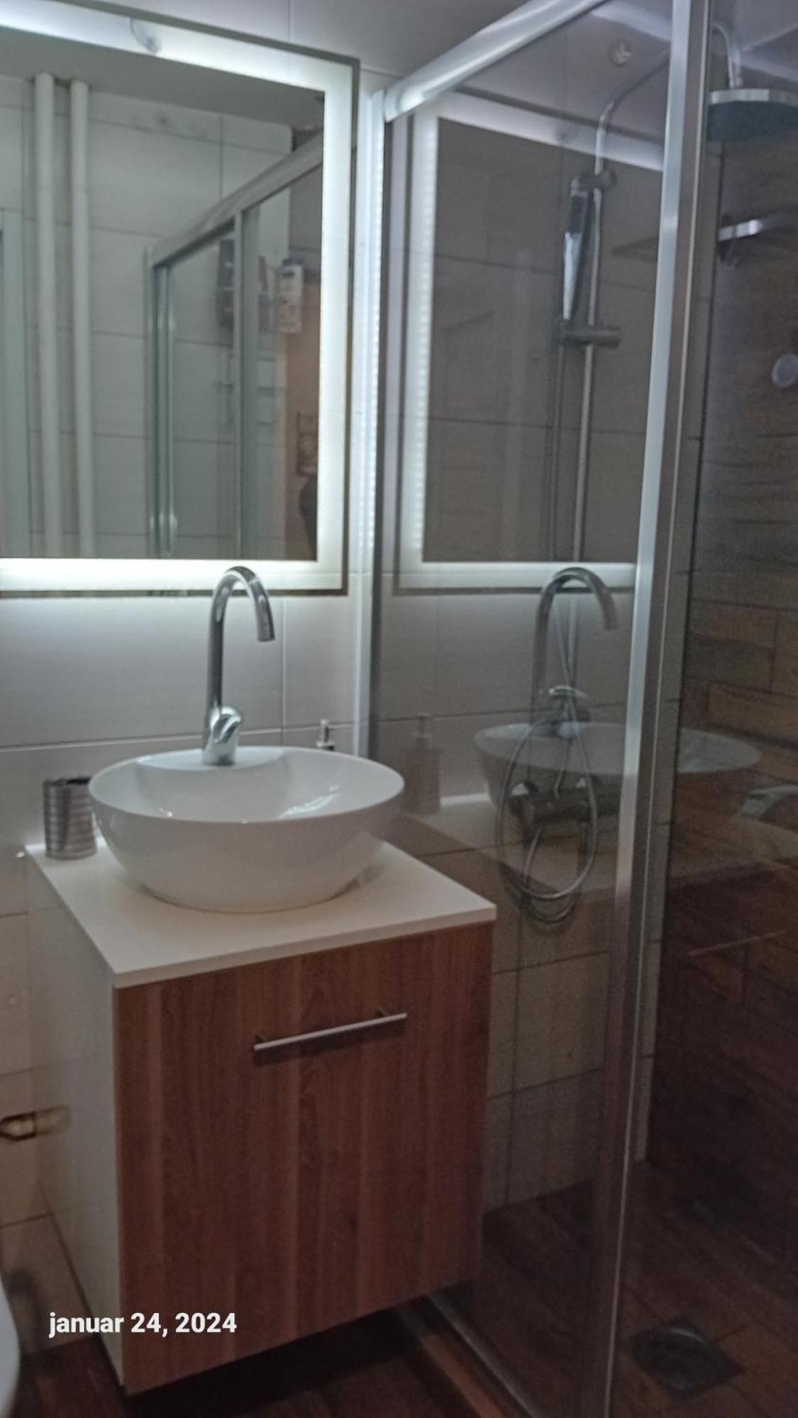 Sunshine Apartment Крагуевац Екстериор снимка