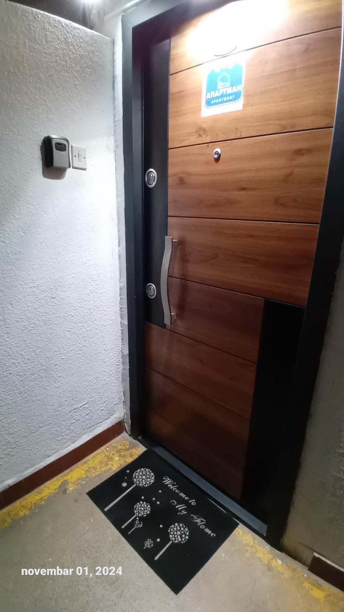 Sunshine Apartment Крагуевац Екстериор снимка